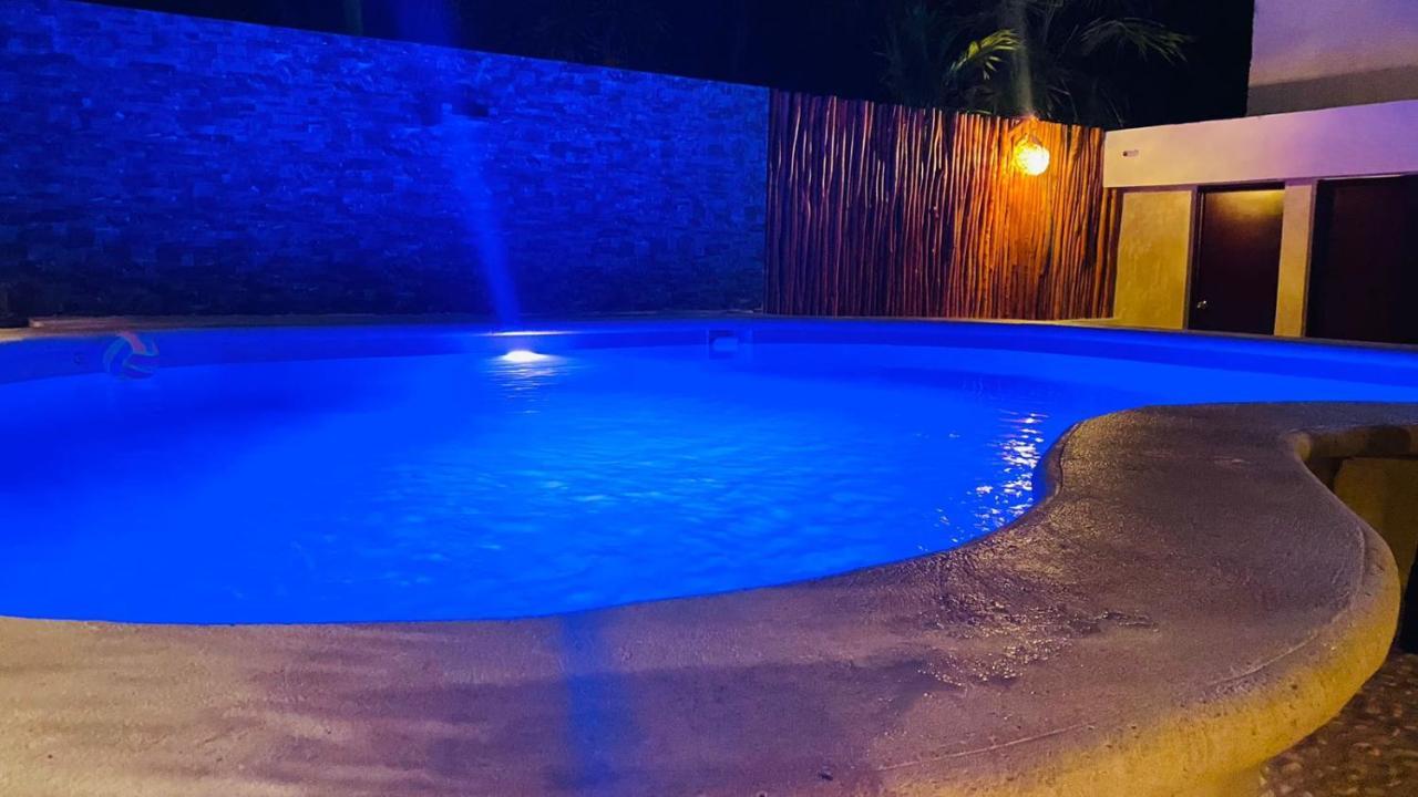 Casa Delfines Rio Lagartos 호텔 외부 사진