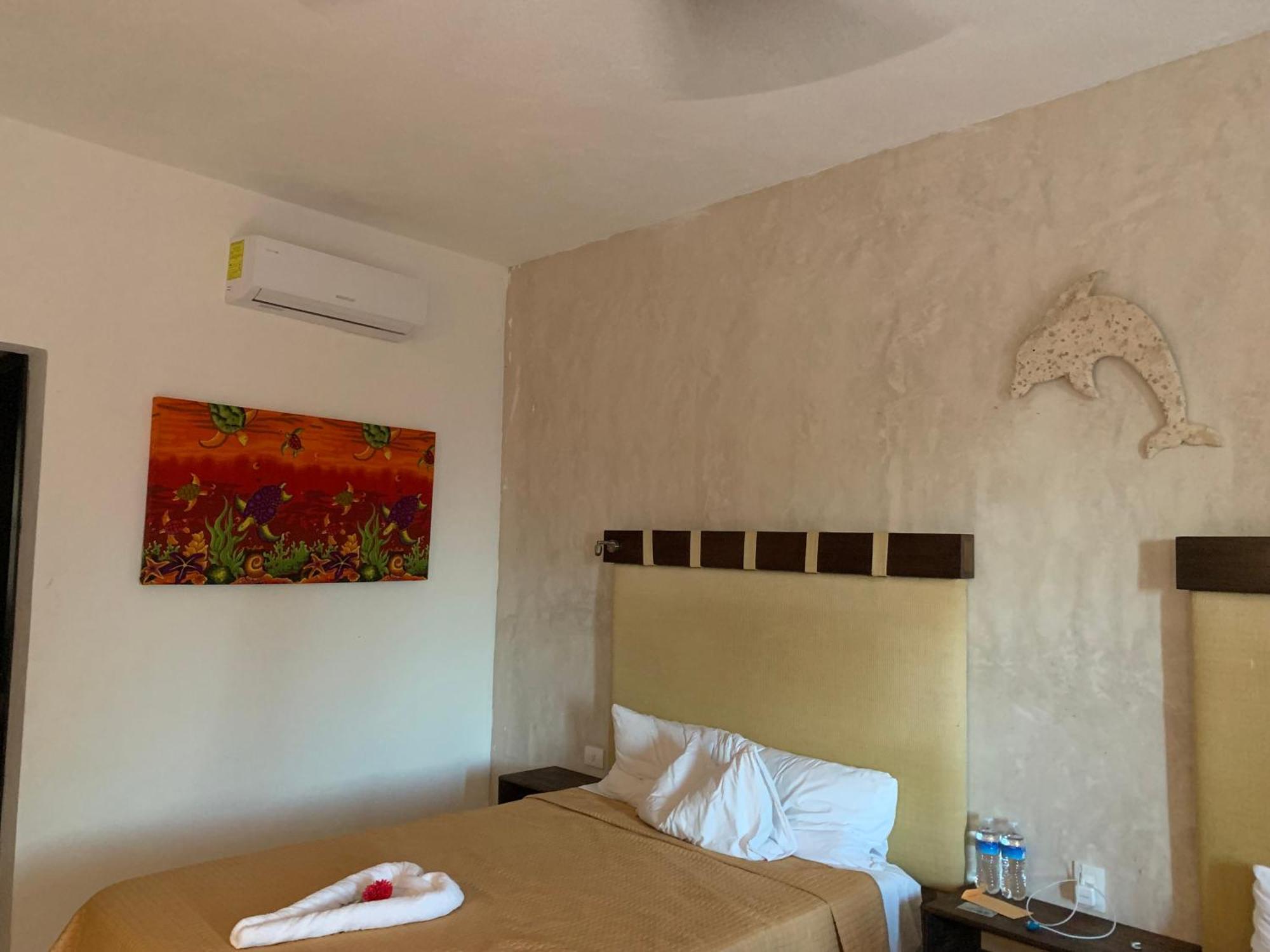 Casa Delfines Rio Lagartos 호텔 외부 사진